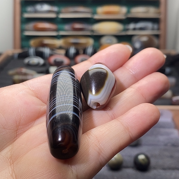 2***6玛瑙/玉髓未镶嵌吊坠(不含链)