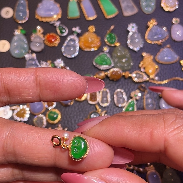 紫****翡翠银S925镶嵌颈饰