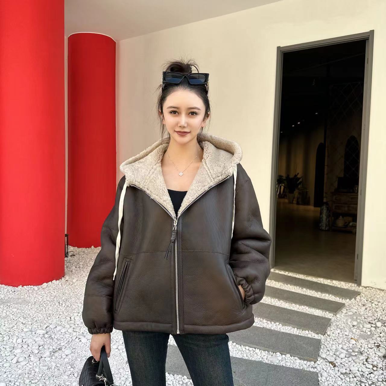 HERDERS 双色潮流时尚皮毛一体皮草外套 32137