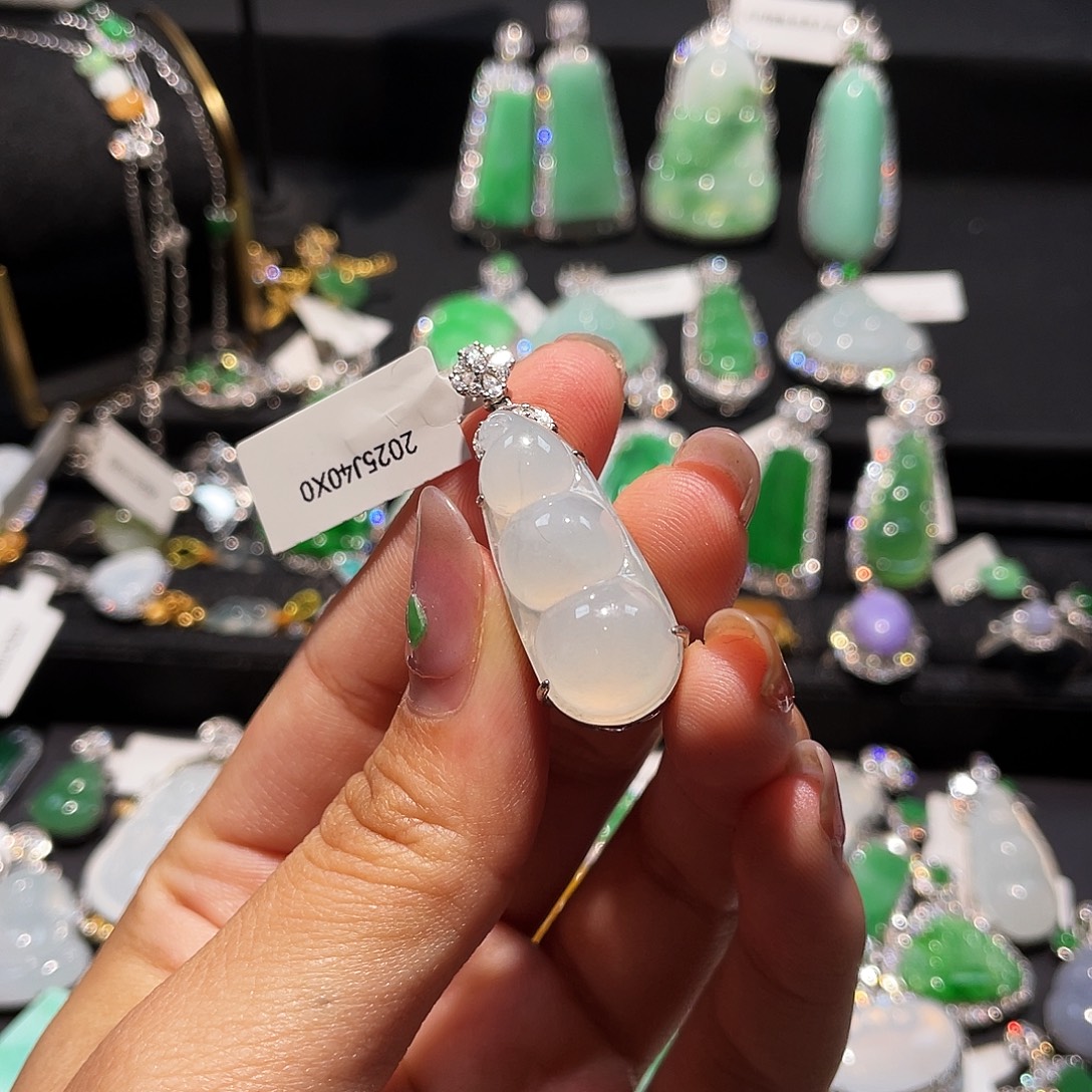 翡翠银S925镶嵌颈饰