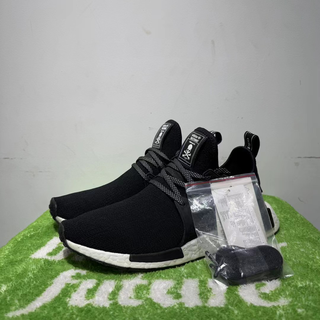 全新未使用 adidas/阿迪达斯 全新无盒 43码  