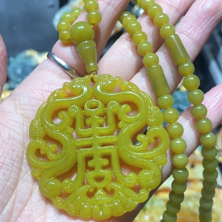 岫玉毛衣链未镶嵌
