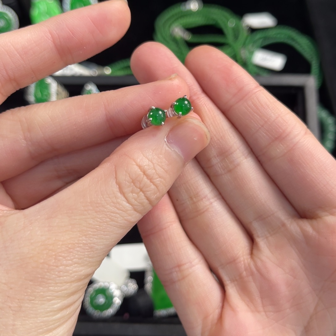 翡翠银S925镶嵌戒指翡翠耳钉