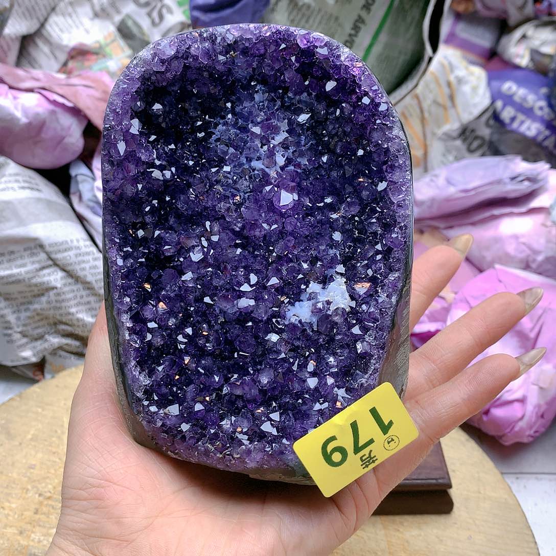 紫晶大型摆件（非配饰）未镶嵌