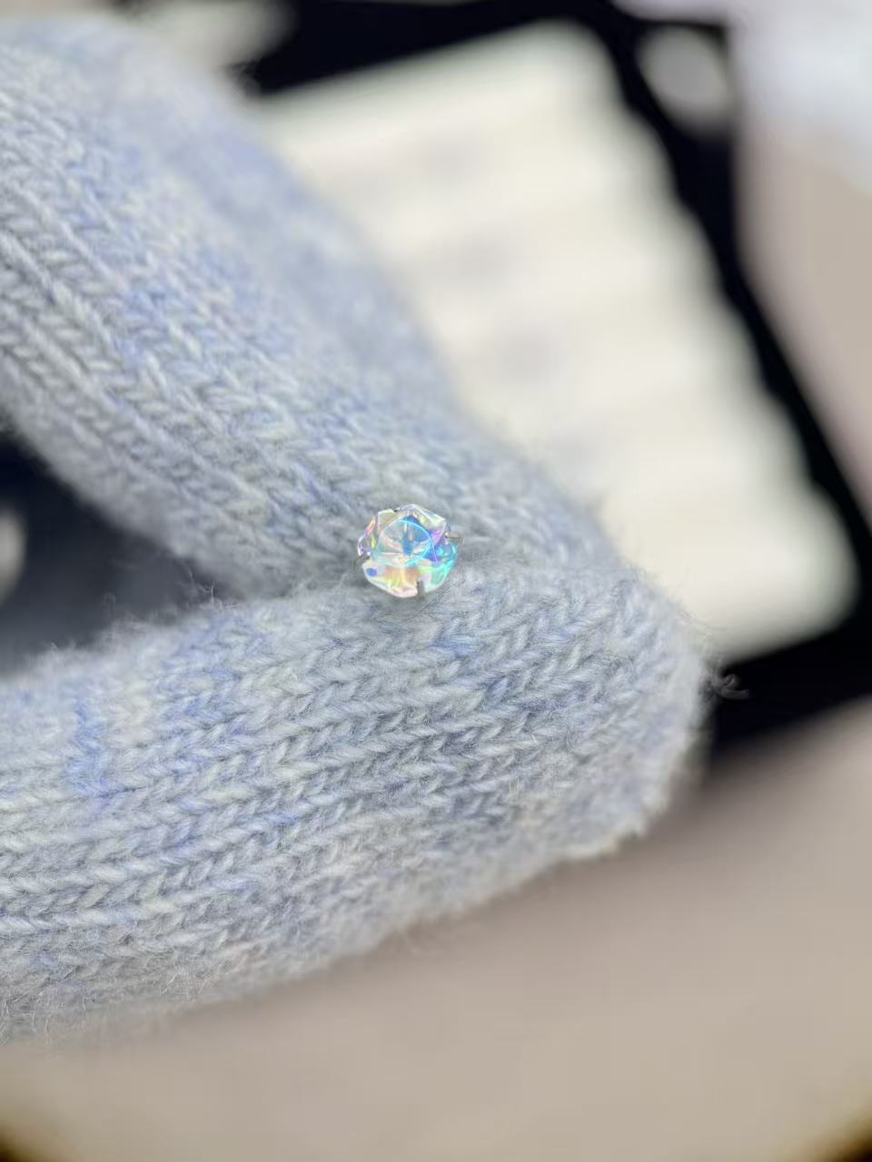 钛钢锆石耳饰 A542 白色极光水母锆石6mm耳骨钉耳钉