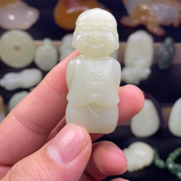 游***生和田玉未镶嵌挂件