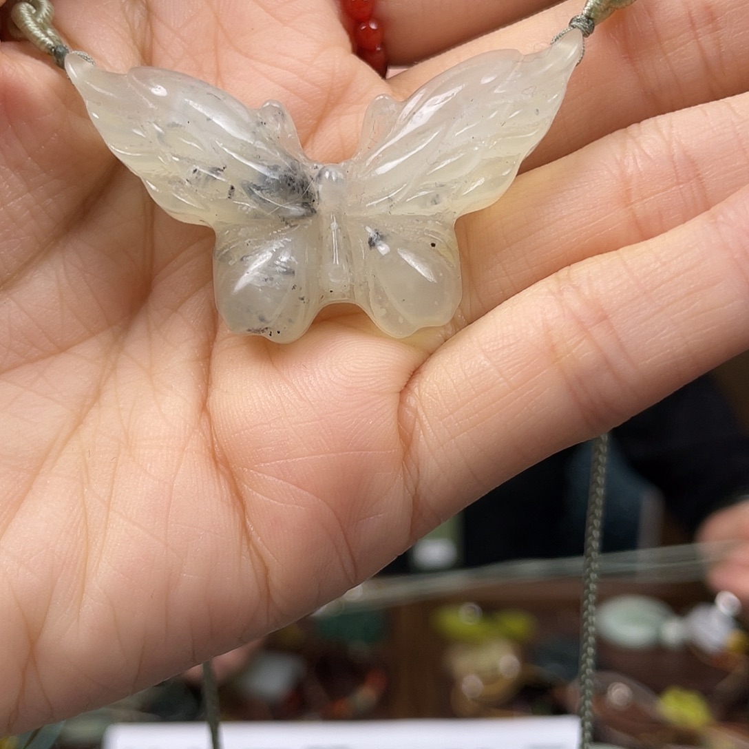 和田玉（糖玉）未镶嵌颈饰