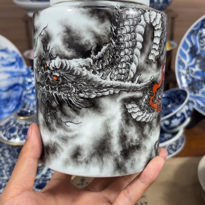 J***夏景德镇手工手绘陶瓷