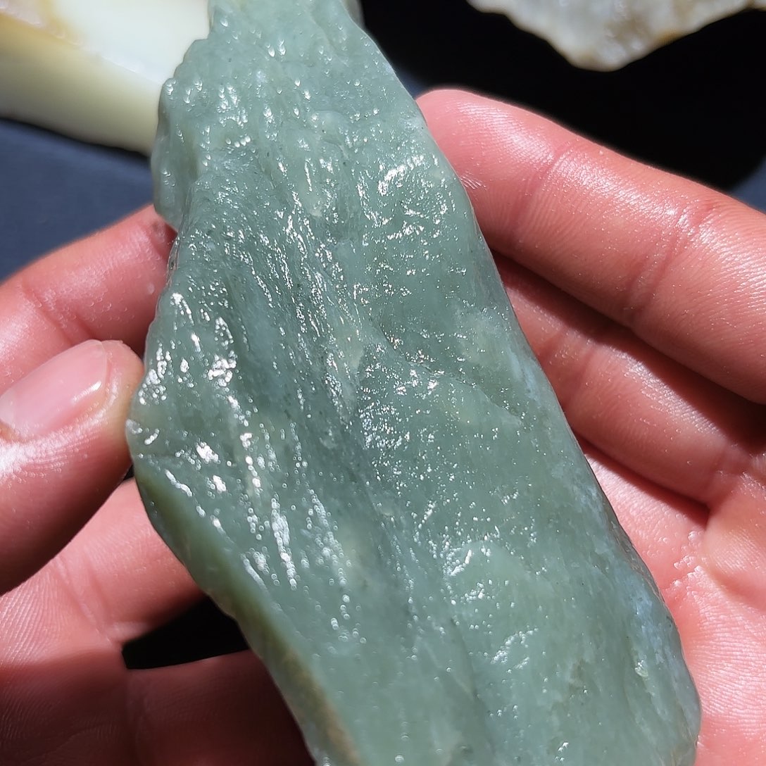 和田玉未镶嵌珠宝奇石