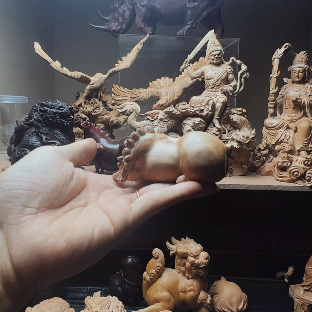 舒***琮檀香木老山檀香卧马