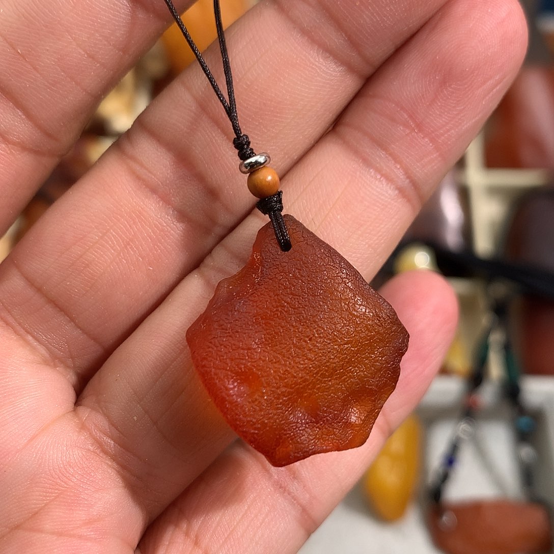 蜜蜡裸石未镶嵌你