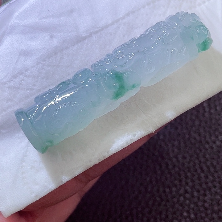 未镶嵌定制翡翠翡翠