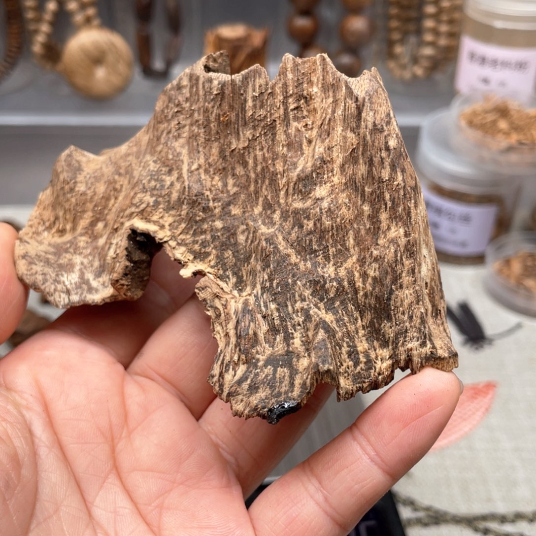 【闪购商品】沉香沉香碎屑真****树芽庄