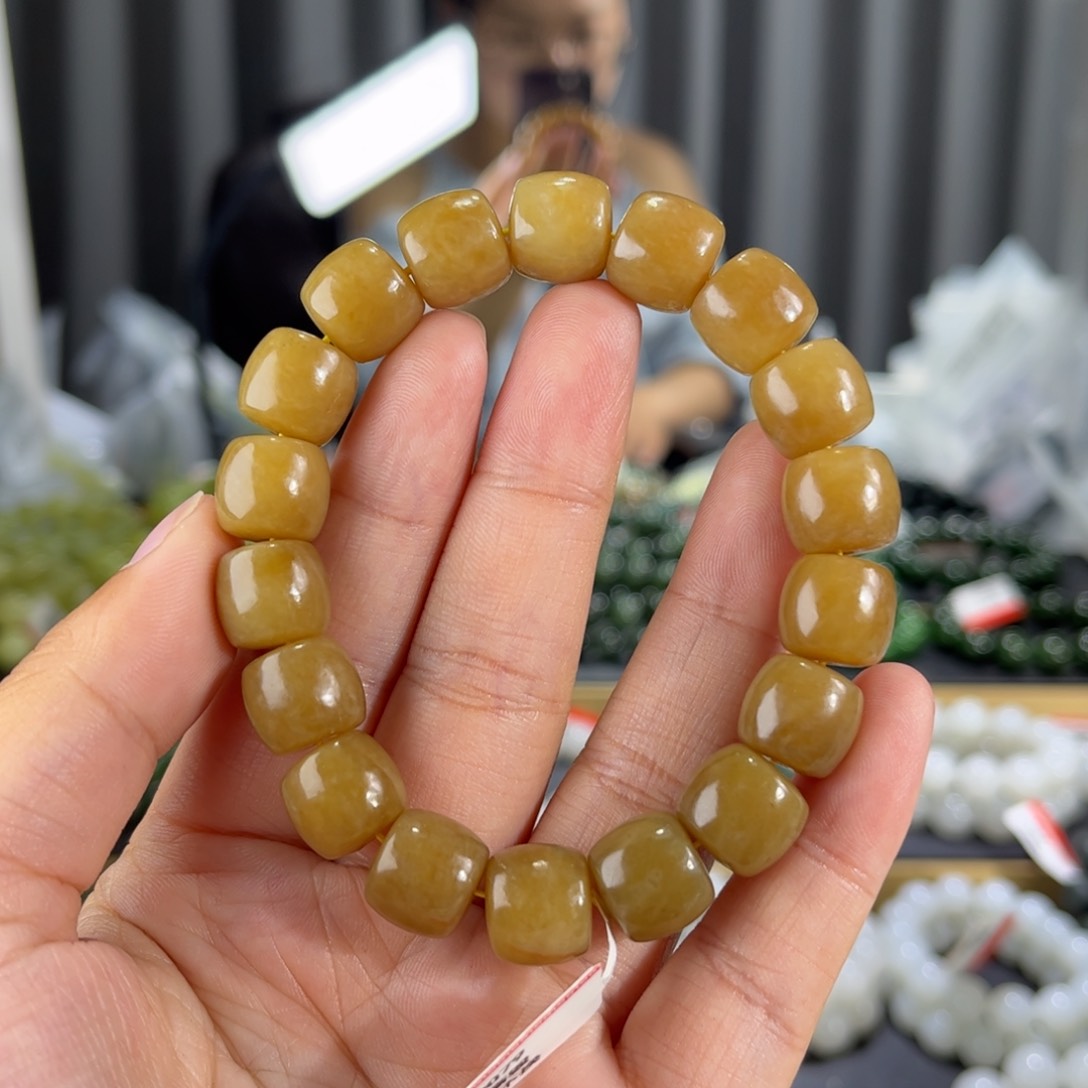 【闪购商品】手串未镶嵌和田玉新疆且末黄金糖卡12直切