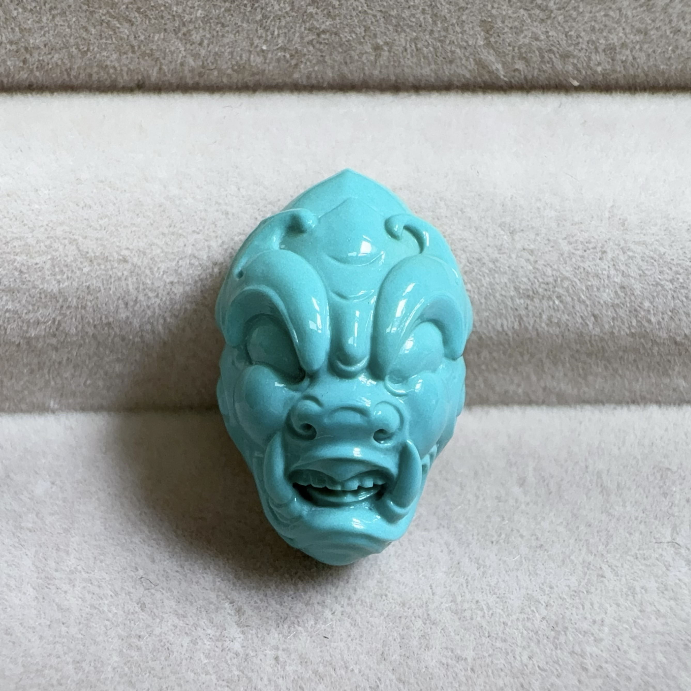 【伟伟鉴定】绿松石 原矿高瓷高蓝 精雕 兽面 戒面22/14/9（无孔）