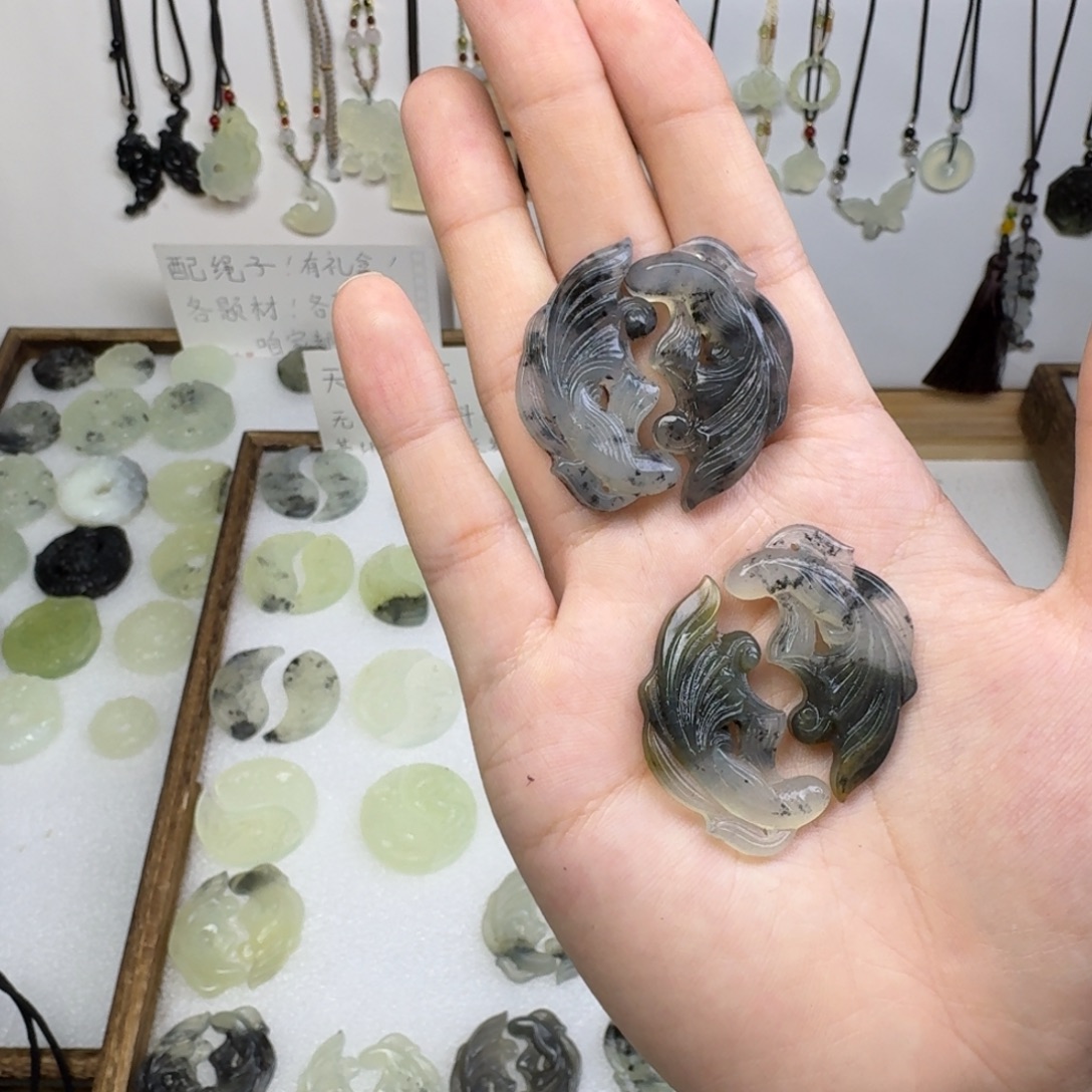 A***类蛇纹石玉未镶嵌项链