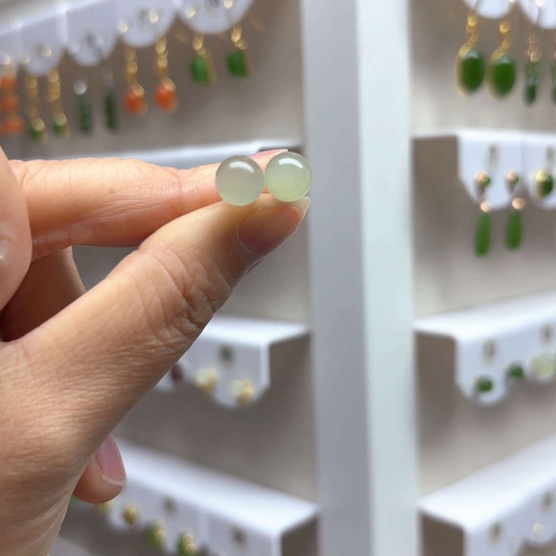 和田玉耳饰银S925镶嵌8mm 