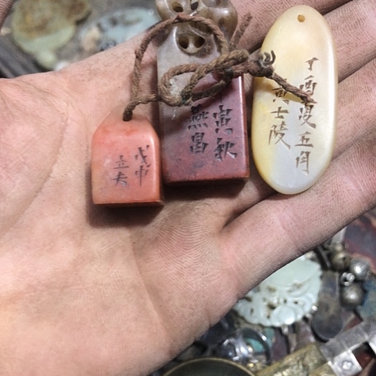 逢***源树脂工艺品的工艺品在一起的时候