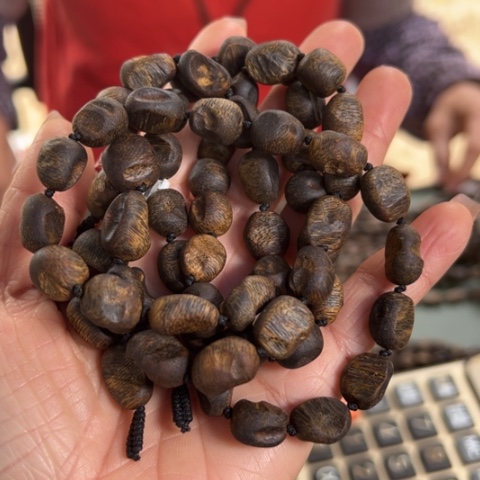 沉香手串白棋虫漏沉水38克卡0.9多样性发1串