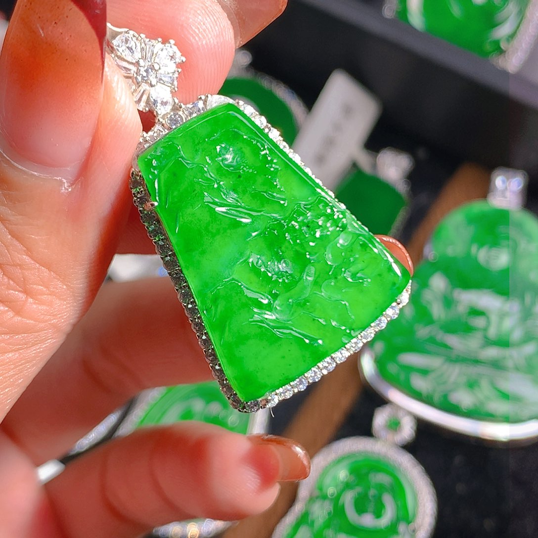 翡翠吊坠(不含链)未镶嵌