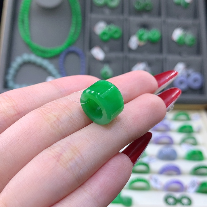 未镶嵌戒指翡翠路路通