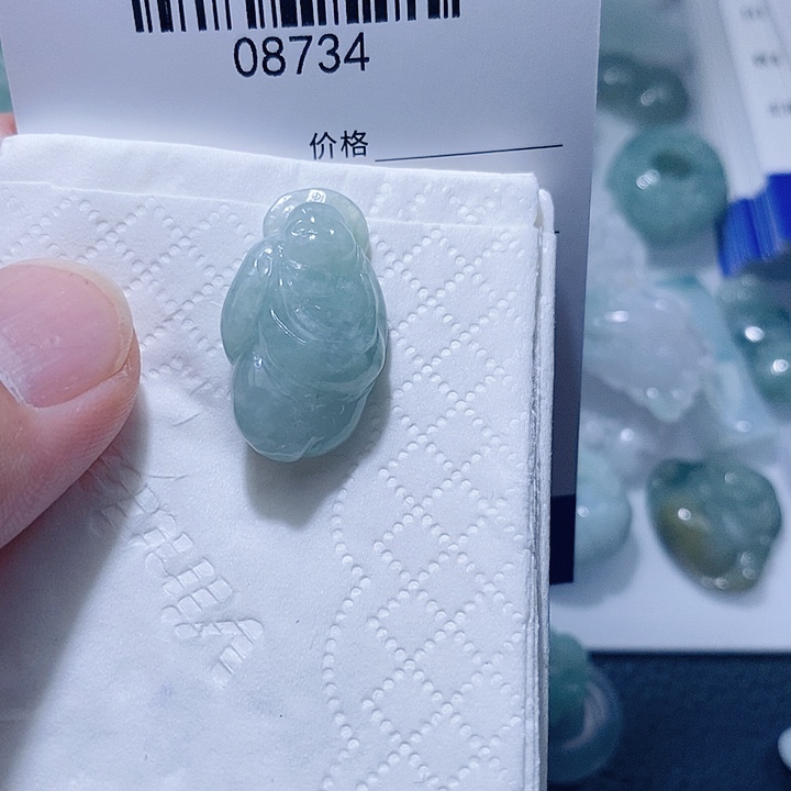 翡翠未镶嵌颈饰天光墟翡翠市场现金代购