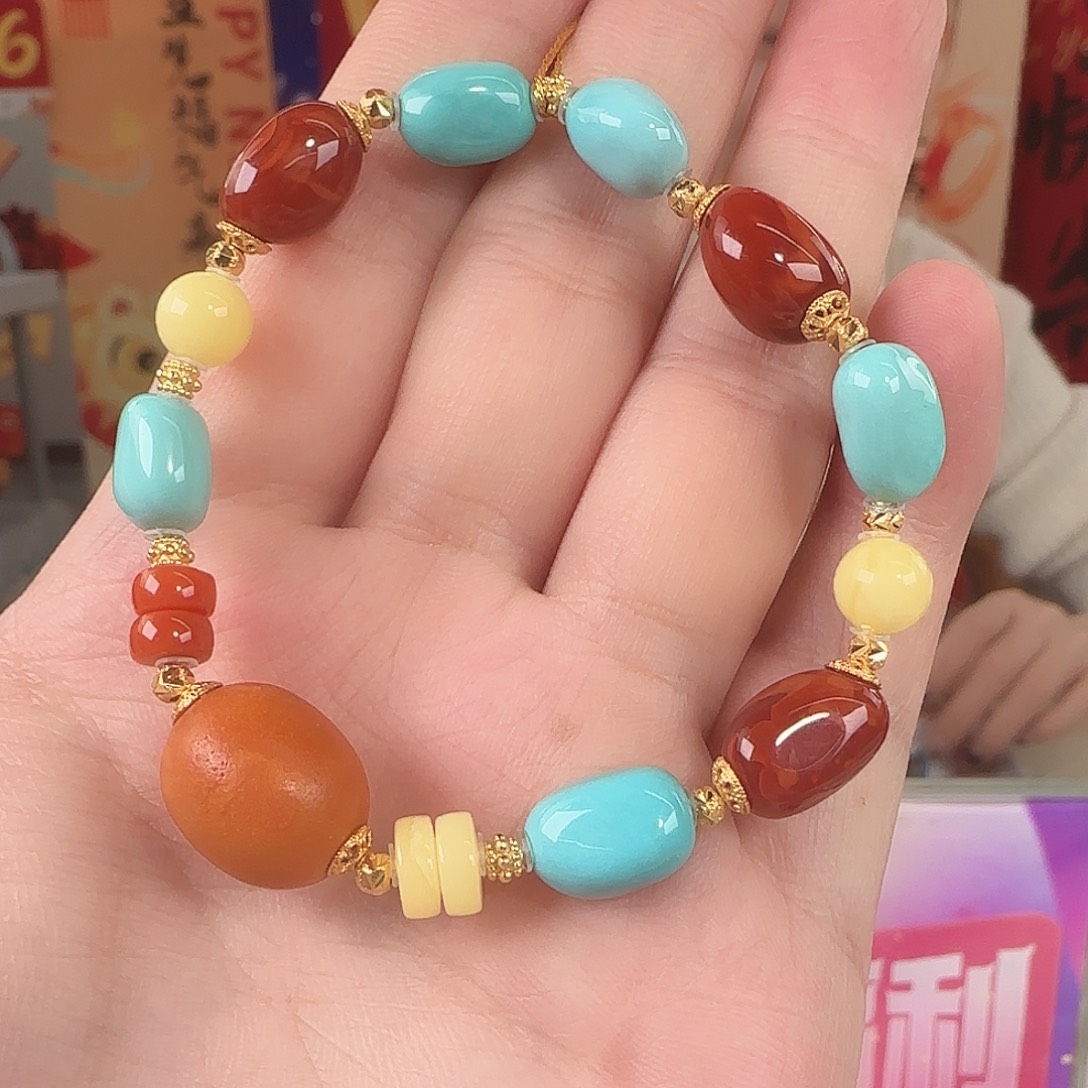 南红玛瑙未镶嵌珠宝奇石