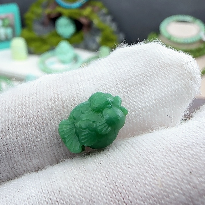 绿松石绿松石T未镶嵌?