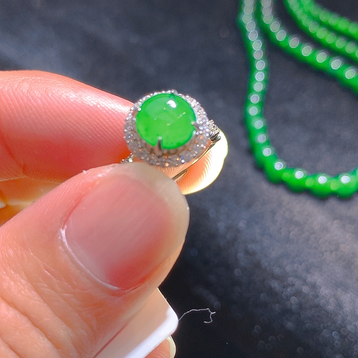 【闪购商品】翡翠颈饰银S925镶嵌翡翠