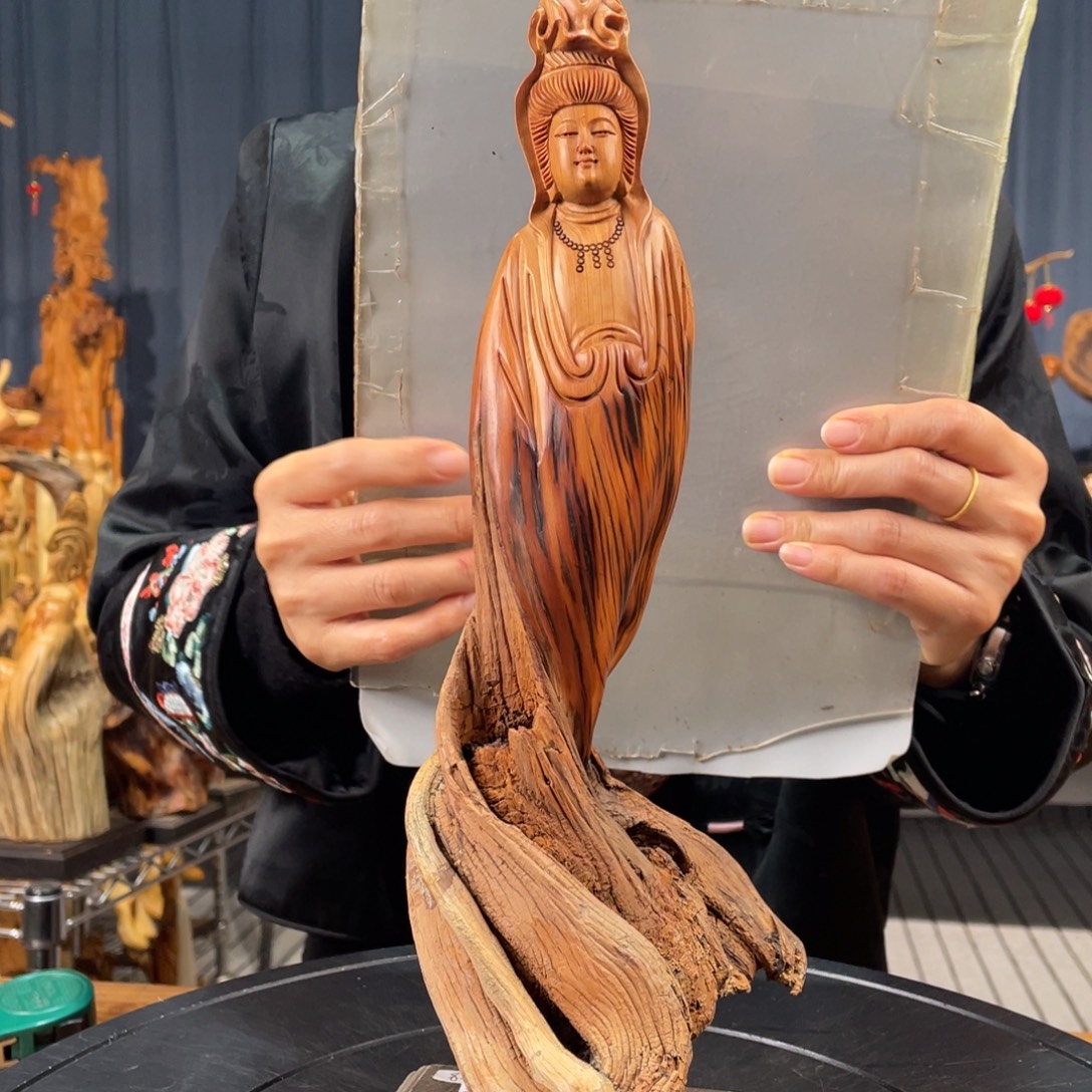 鹰***9柏木（崖柏）随型摆件