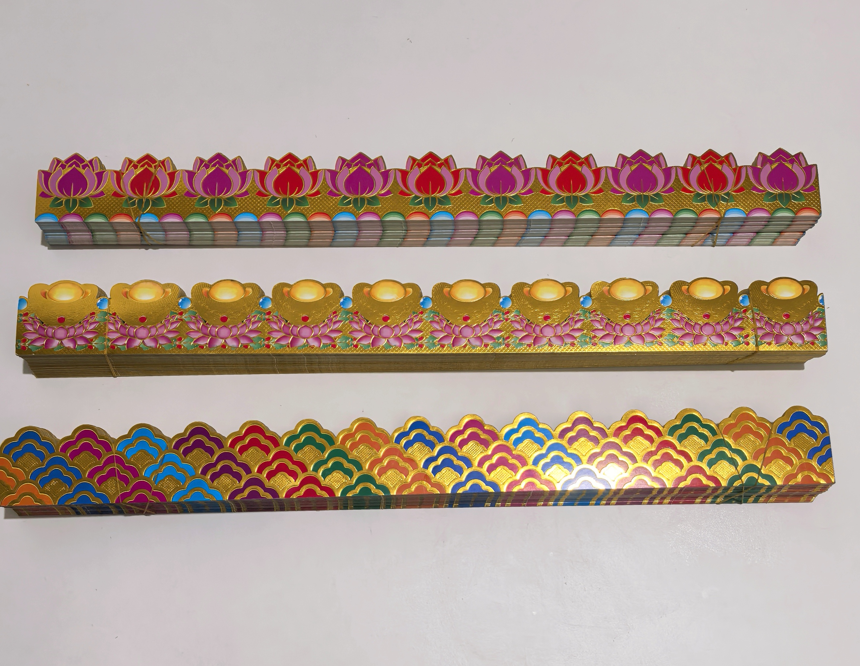 纸制烫金栏杆装饰