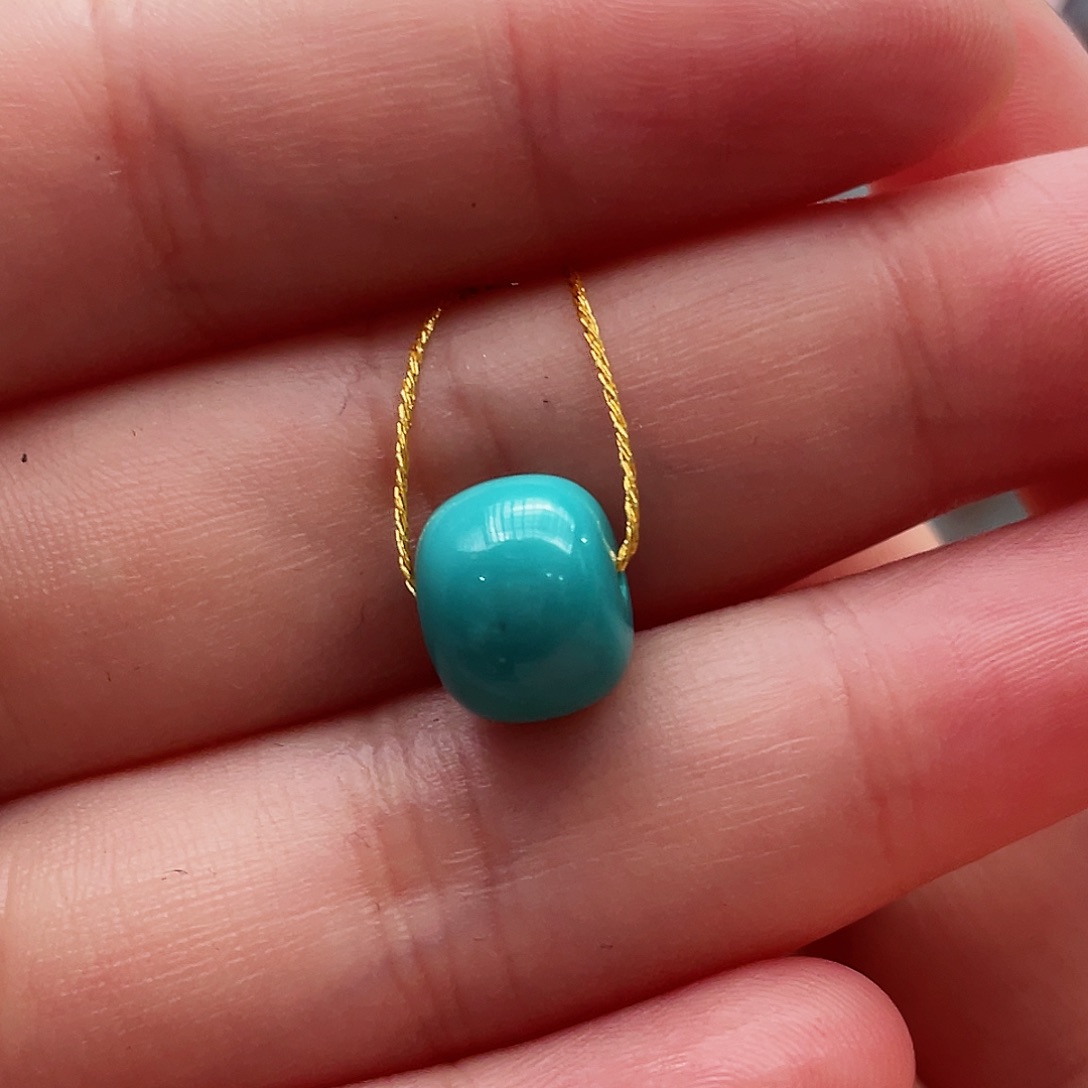 绿松石颈饰未镶嵌