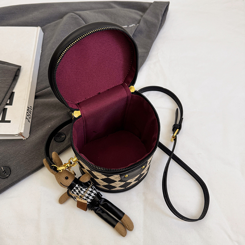 【④】波士顿枕头水桶包都市简约拉链主袋斜挎包抽绳格纹小圆包网红