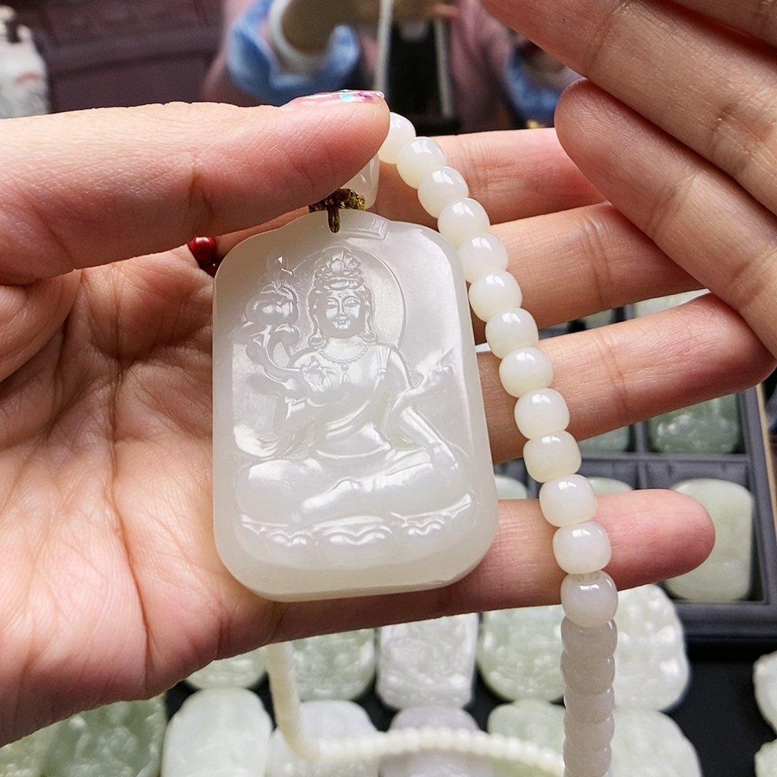 和田玉颈饰未镶嵌P**N