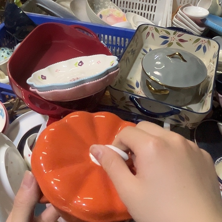 瓷陶瓷微微的颤动