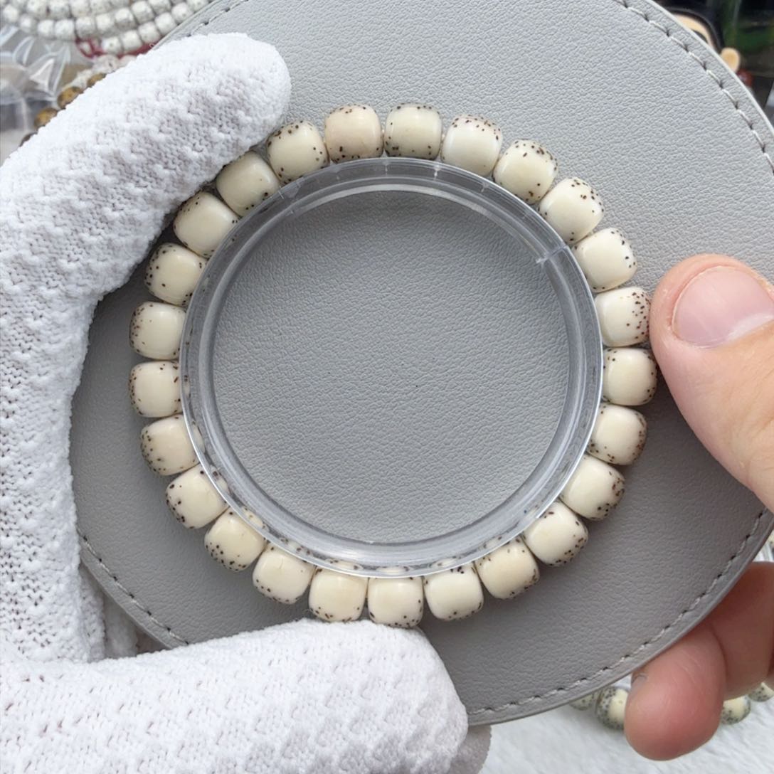 星月菩提手串9/8河豚