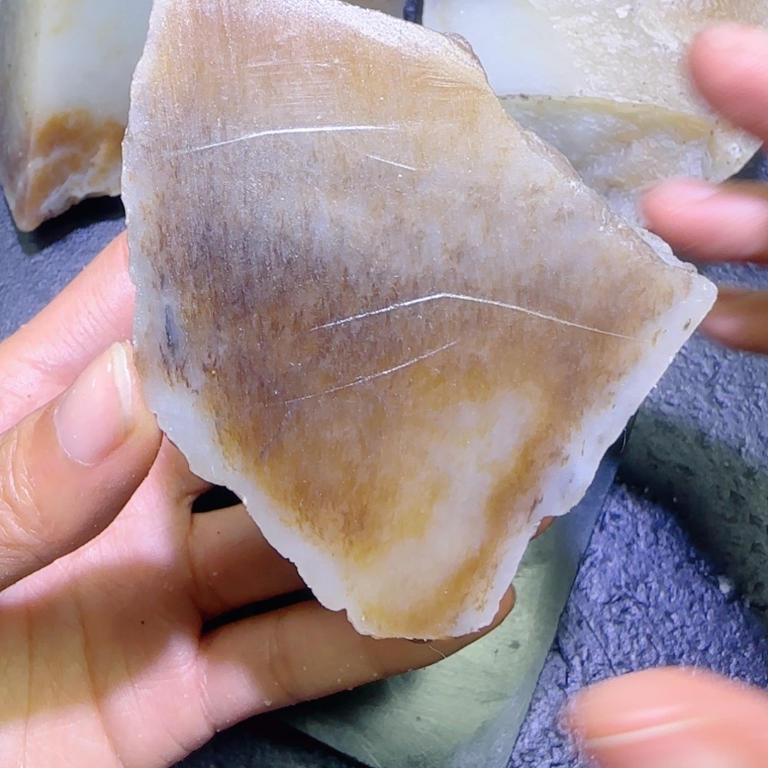 和田玉未镶嵌珠宝半成品