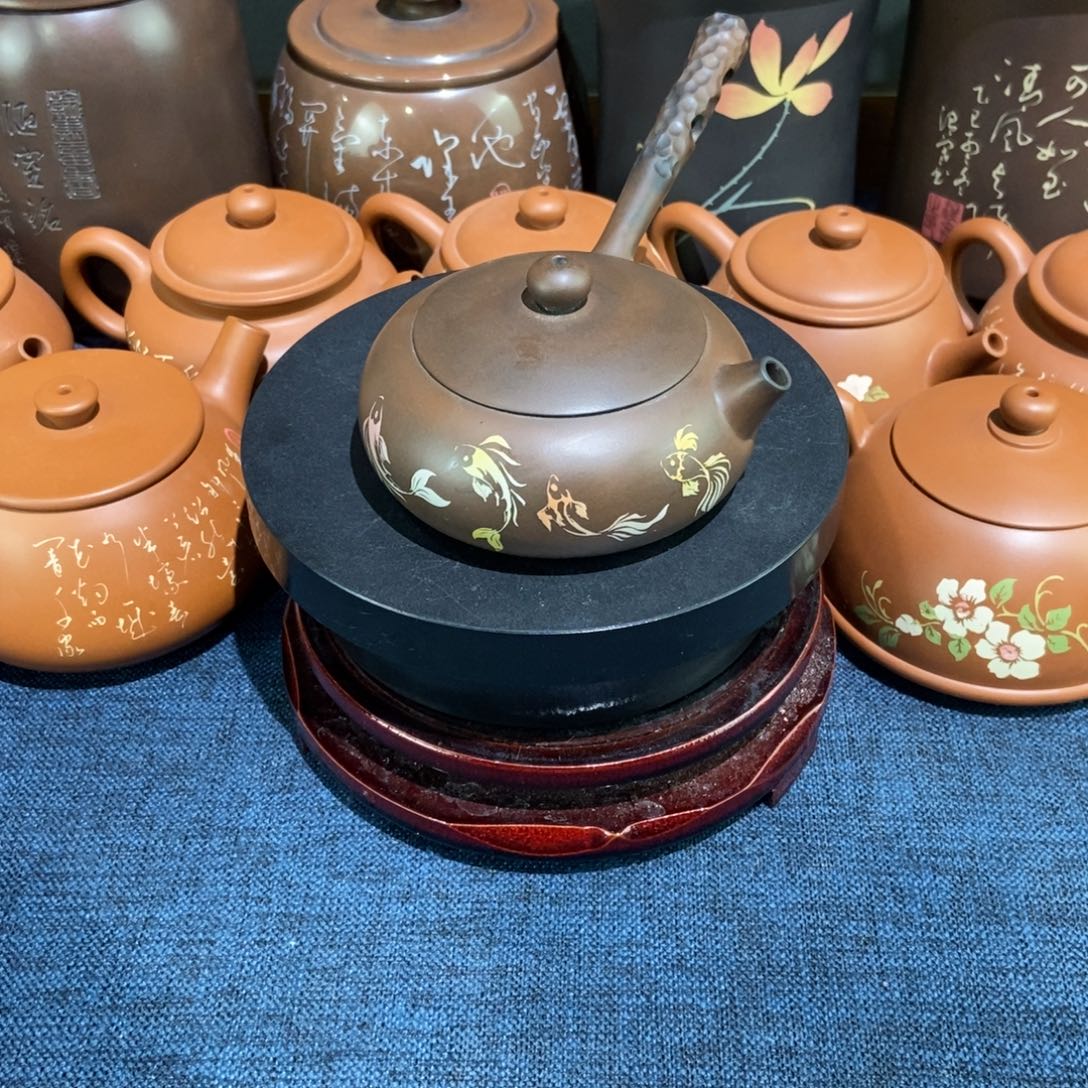 4建水紫陶手工彩填侧把壶120c