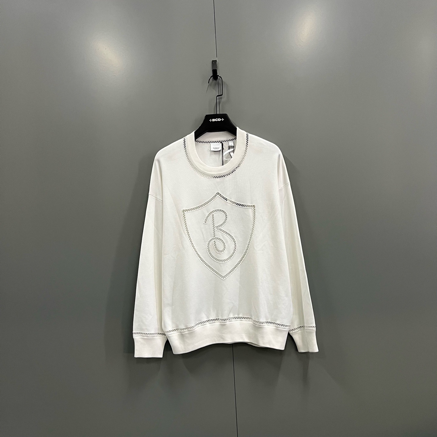 未使用 BURBERRY/博柏利 zt4 白色镂空针织衫/尺码可选/019041