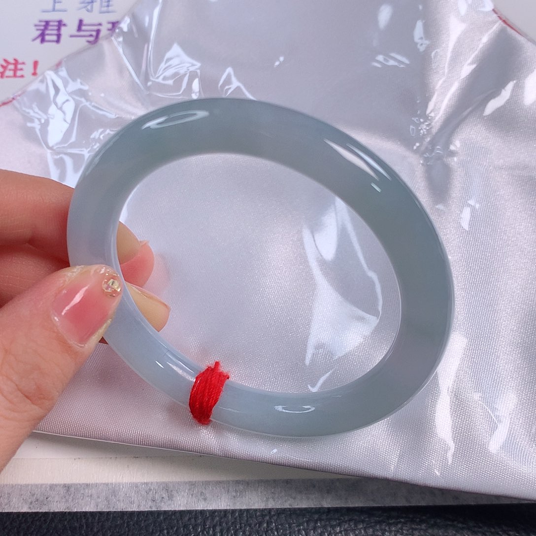 翡翠手镯未镶嵌  圆条①⑥③