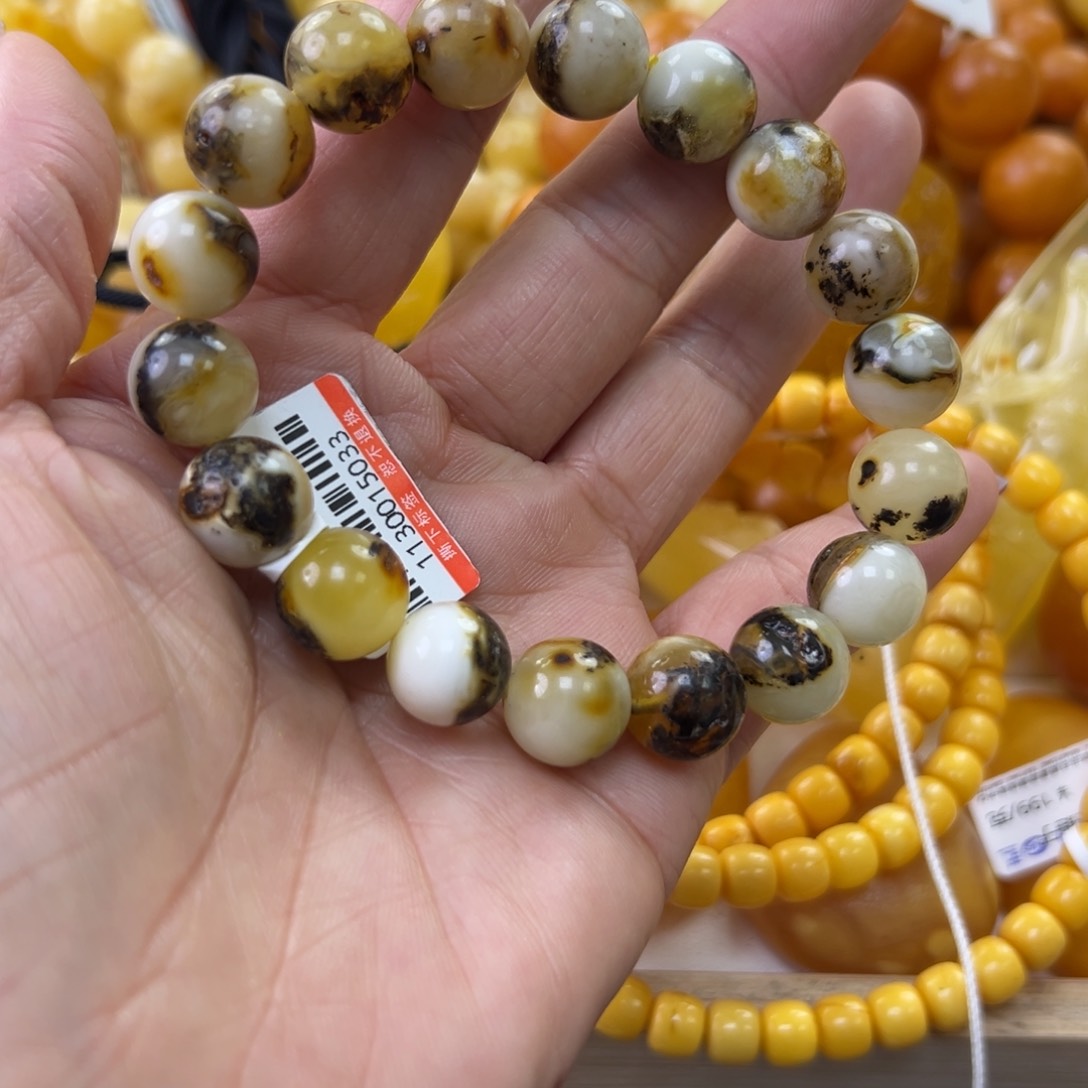 琥珀珠宝奇石未镶嵌