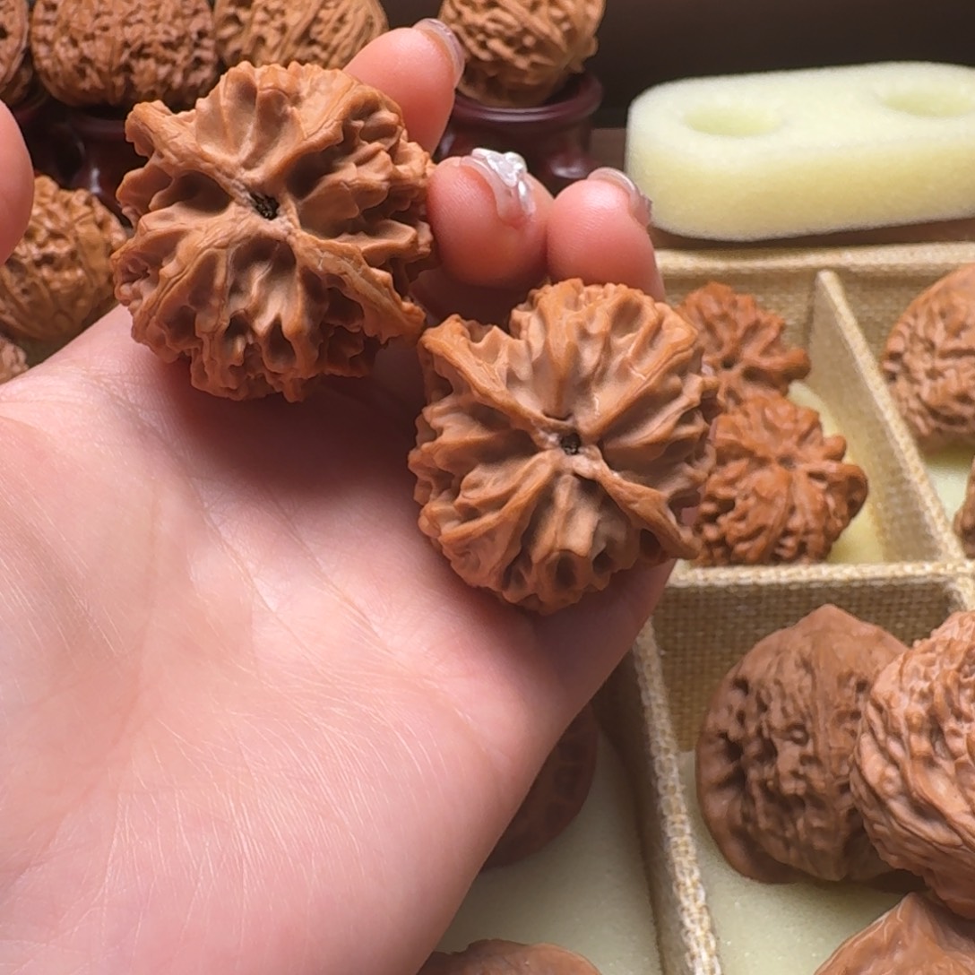 海***豪文玩核桃吊坠40全品苹果园