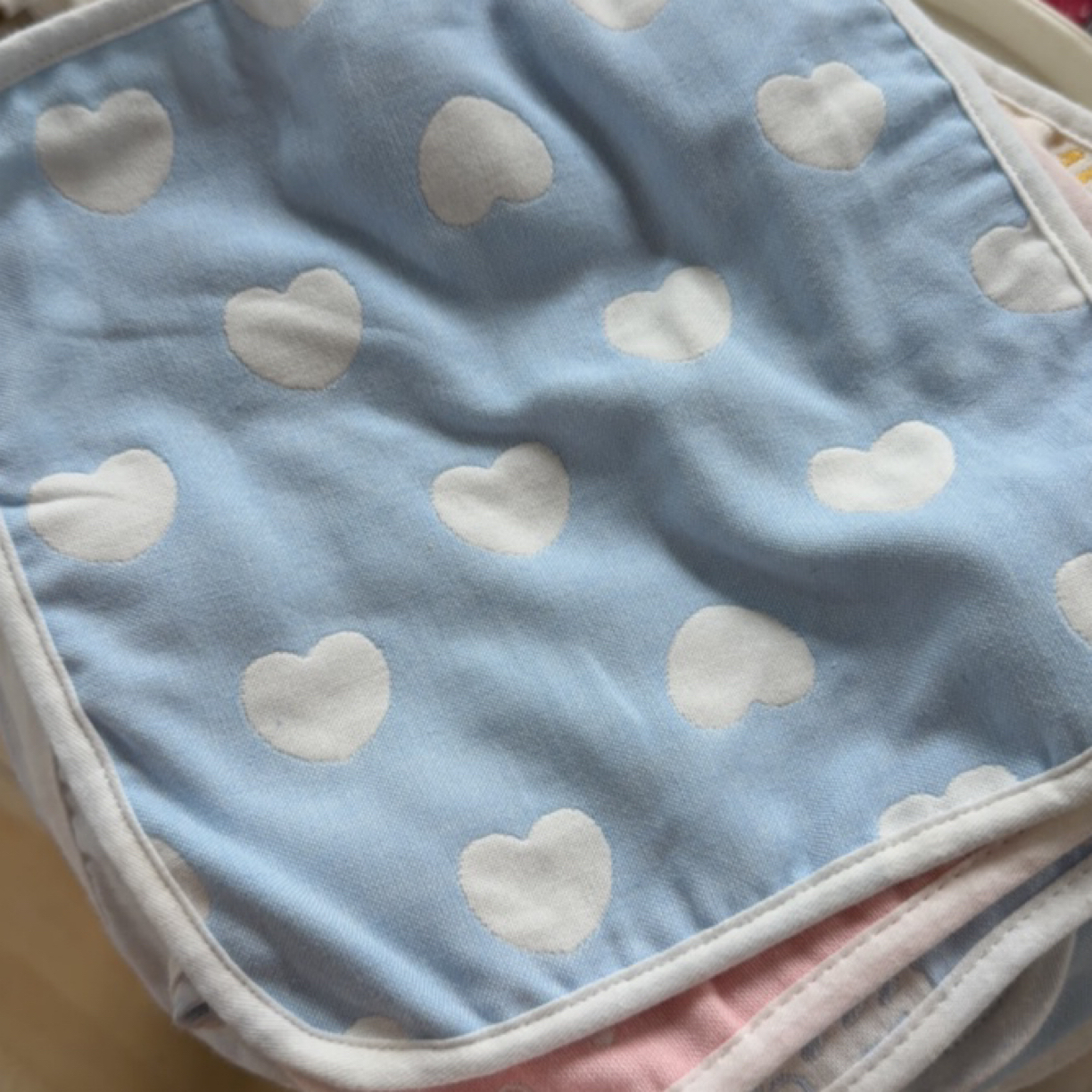 婴儿小方巾(乐唇膏膏）默认瑕疵