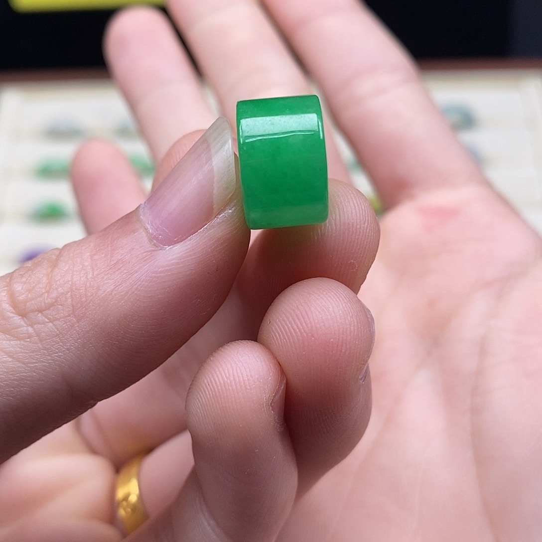 轩***雅非金属高端精选（一物一拍）