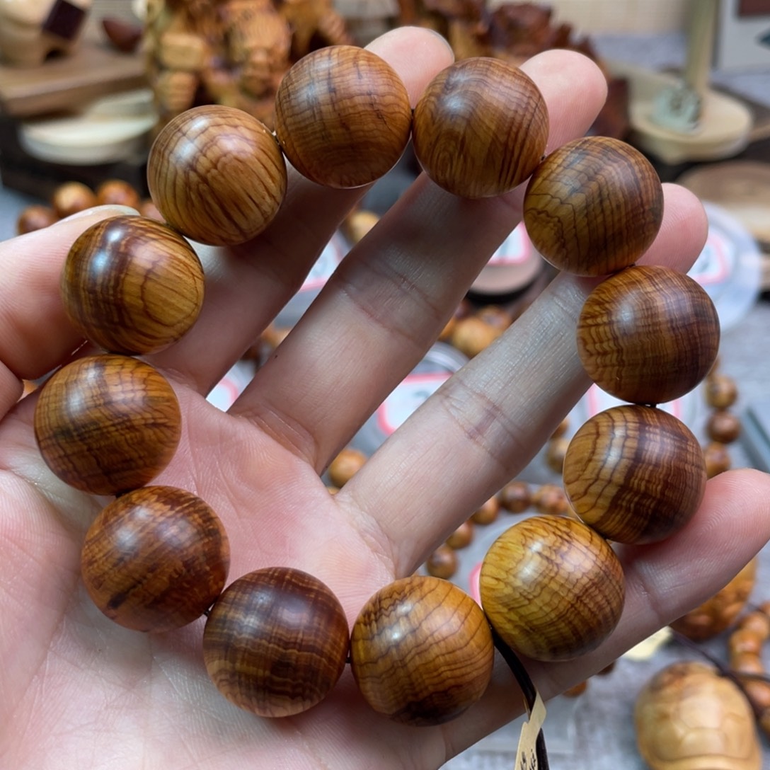 石***@柏木（崖柏）2.0头发丝蚂蚁腿