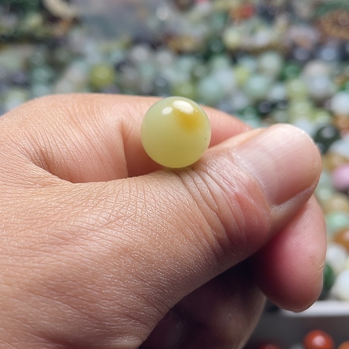 未镶嵌和田玉车挂莲**童