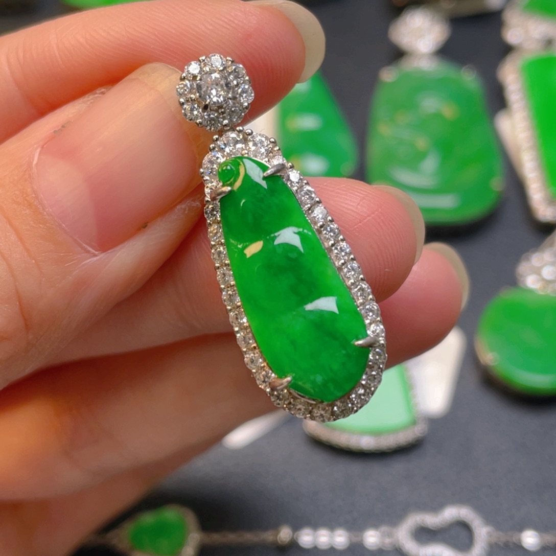 翡翠银S925镶嵌颈饰