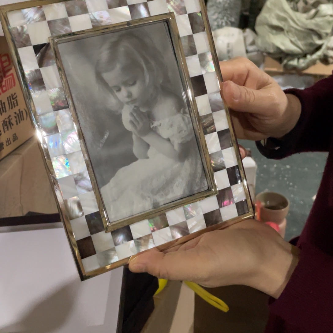 蓝*陶瓷花瓶，仿真绿植。