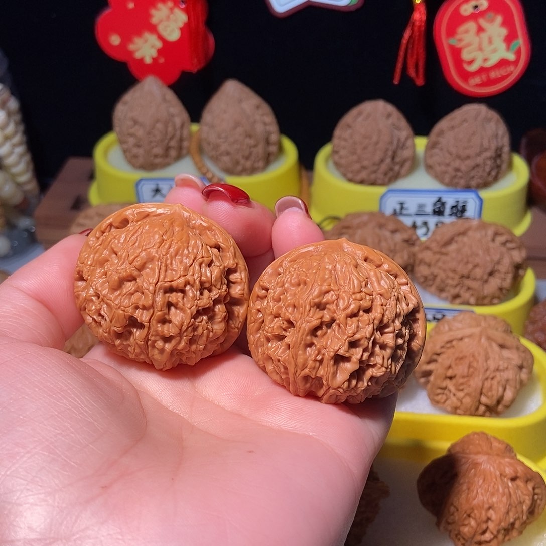 文玩核桃吊坠45水龙