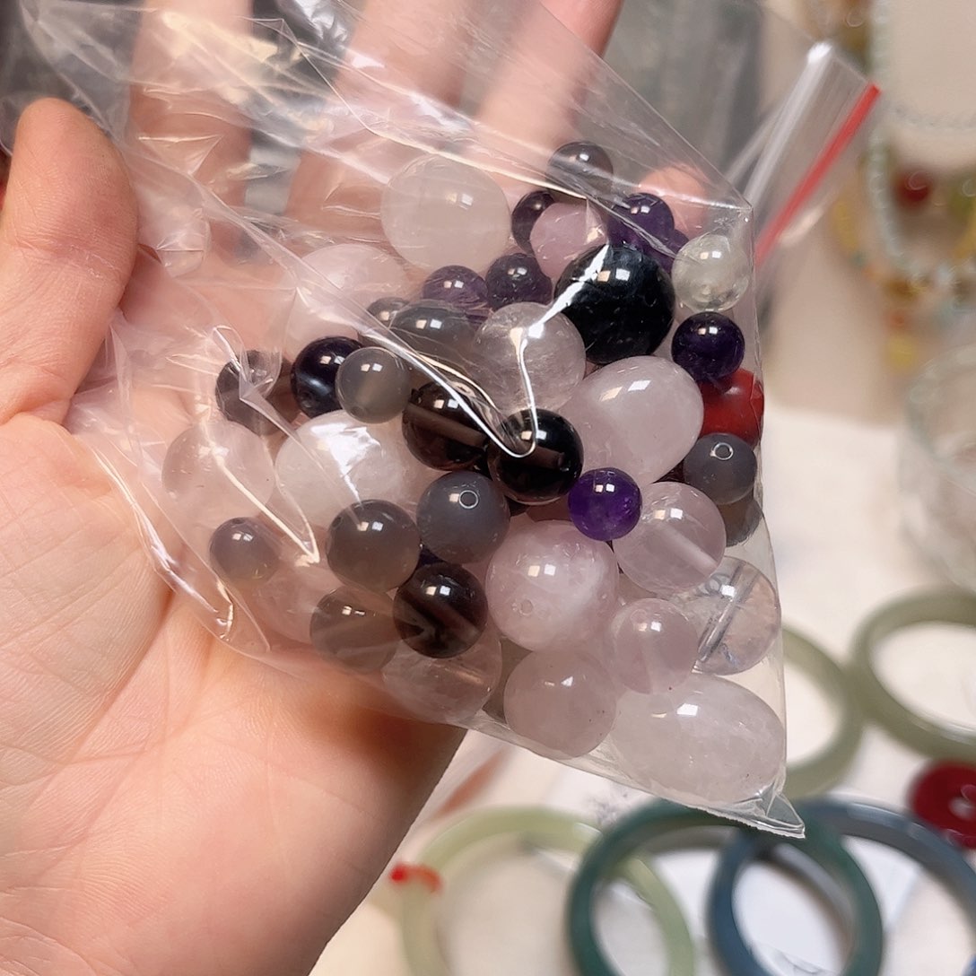 未镶嵌手镯石英质玉欢*?